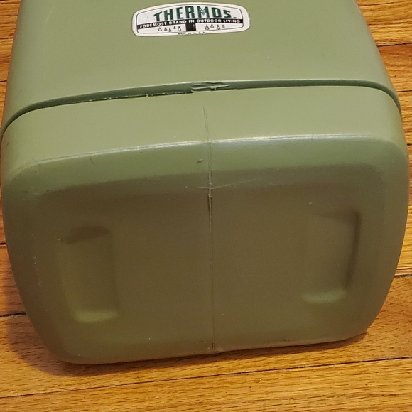 Vintage Thermos Hot & Cold Cooler Avocado Green Double Container  Picnic Camping - Picture 7 of 11